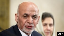 افغان صدر کے مطابق بین الافغان مذاکرات ایک طویل مرحلہ ہے، البتہ وہ ملک میں امن چاہتے ہیں۔ (فائل فوٹو)