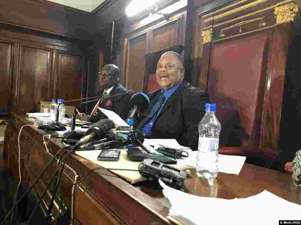 Japhet Murenje, the head of nomination court in Harare on June, 14, 2018, announces the names of the candidates who will run for Zimbabwe’s presidency in the July 30 general election.
