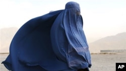 Une femme en burqa en Afghanistan