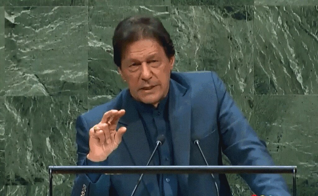 عمران خان کی خارجہ پالیسی میں اسلاموفوبیا، فلسطین اور کشمیر کے مسائل مرکزی نکات رہے اور ان موضوعات پر بین الاقوامی فورمز سے ان کی تقاریر کو ان کے حامیوں کی پذیرائی بھی ملی۔