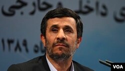 Ahmadinejad reemplazó interinamente al ex canciller con el jefe nuclear iraní Alí Akbar Salehi.