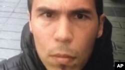 Este es el presunto agresor del club de Estambul, en Turquía, donde en una fiesta de Año Nuevo 39 personas fueron asesinadas. 