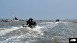 Le bateau, baptisé Austrheim, a chaviré au large de Bakassi, zone située dans le Sud-Ouest, frontalière avec le Nigeria.