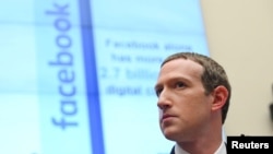CEO Facebook Mark Zuckerberg bersaksi di sidang Komite Jasa Keuangan House di Washington. (Foto: Reuters)