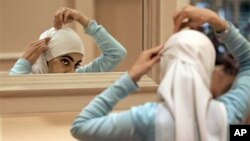 Une femme en hijab, Rosemont, Alabama, le 1er septembre 2006 (AP Photo/M. Spencer Green)