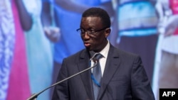 "Je pense que le 25 février je serai élu au premier tour", a dit aux médias français France 24 et RFI le Premier ministre Amadou Ba, le dauphin désigné du sortant Macky Sall.