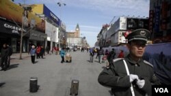 Algunos periodistas informaron que habían sido "acusados de tratar de ayudar a exacerbar una revolución".