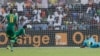 Mame Birame Diouf, na biyu a hagu, yana jefa kwallon Senegal na farko a ragar 'yan Ghana