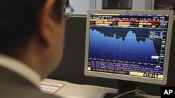 Quatre pays européens interdisent les ventes à découvert