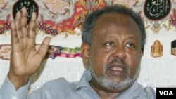 Presiden Djibouti, Ismail Omar Guelleh didesak untuk mengundurkan diri setelah menyelesaikan masa jabatan keduanya.