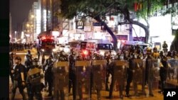 香港市民星期六， 8月10日再次举行示威。美联社