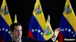 Expertos en ciencias políticas dan por sentado que Juan Guaidó aspirará a ser el candidato unitario de la oposición en 2024, si bien el partido donde militaba, Voluntad Popular, aún no ha confirmado su postulación para el proceso de votación del antichavismo.