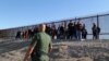 EE.UU. considera retomar algunas políticas inmigratorias de la era Obama