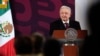 Presiden Meksiko Andres Manuel Lopez Obrador berbicara dalam konferensi pers di Istana Nasional di Mexico City, pada 29 Januari 2024. (Foto: Handout/Mexican Presidency/AFP)