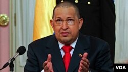 Presiden Venezuela, Hugo Chavez mengutuk operasi militer internasional di Libya.