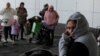 Honduras recibe a sus deportados con promesas de apoyo económico