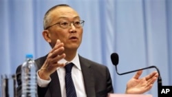 Asisten Dirjen WHO Keiji Fukuda khawatir dengan wabah ebola di Guinea dan Liberia (foto: dok). 