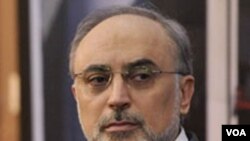 Ali Akbar Salehi, resmi menjabat Menlu Iran hari Sabtu, menggantikan Manouchehr Mottaki.