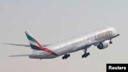 Pesawat Boeing 777-300 milik Emirates Airlines Boeing 777-300 dalam acara Dubai Airshow. (Foto: Dok)