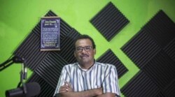 El periodista Sergio León, fundador de La Costeñísima, murió el 14 de junio de 2020 después de padecer síntomas de COVID-19.