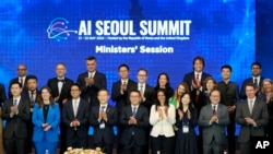 人工智能首爾峰會部長級會議於2024年5月22日在南韓首爾舉行。 （美聯社）