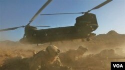 NATO melaporkan (10/8) serangan udaranya berhasil menewaskan militan yang menembak jatuh helikopter Chinook di Afghanistan Sabtu lalu.