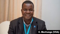 Dewa Mavhinga, the southern Africa director at Human Rights Watch, says the Zimbabwe army should stay in barracks since the county is not in a state of emergency. 