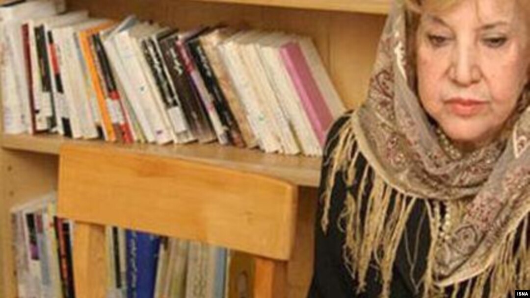 سیمین بهبهانی، شاعر و نویسنده معاصر ایران