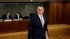  El exvicepresidente de Ecuador, Jorge Glas, ingresa a la sala del tribunal para su audiencia en la Corte Suprema para apelar su sentencia de seis años de prisión por asociación ilícita en relación con el escándalo de Oderbrecht en Quito, Ecuador, el 23 de mayo de 2018. 