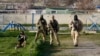 Rusiya əsgərləri Amerikanın Səsinin müxbirinin video kameralarını müsadirə edib