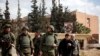 Syrie: 40 camions chargés d'aides en attente