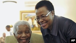 Mandela com Graça Machel (2011)