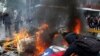 Estudiantes incendian Santiago