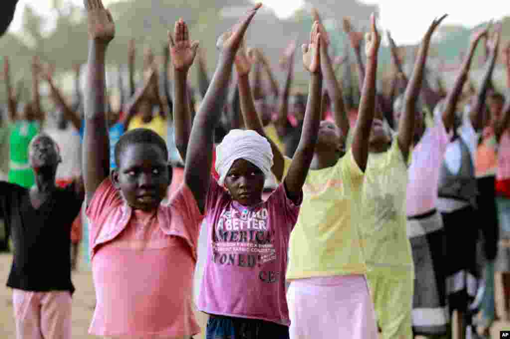 An kashe wasu ma'aikatan kungiyoyi masu zaman kansu su shida a kan hanyarsu daga Juba, babban birnin kasar, zuwa garin Pibor, ranar Litinin 27 Maris 2017
