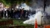 Novinar Glasa Amerike snimio policijski pucanj prema novinarskoj ekipi i demonstrantima u Washingtonu