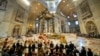 El Papa Francisco celebra la misa con motivo de la festividad de Cristo Rey, en la Basílica de San Pedro, en el Vaticano, el domingo 21 de noviembre de 2021. 