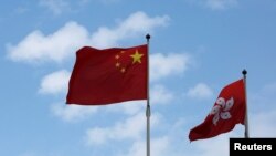 中国国旗与香港特区旗帜 