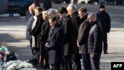 Министр Франции Бенджамин Хаддад, президент Эстонии Кристен Михал, президент Литвы Гитанас Науседа, премьер-министр Канады Джастин Трюдо, премьер-министр Швеции Ульф Кристерссон, премьер-министр Норвегии Йонас Гар Стёре в Киеве в 3-ю годовщину войны. 24 февраля 2025 г.