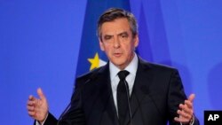 Francois Fillon lors d'une conférence de presse à Paris, le 6 février 2017.