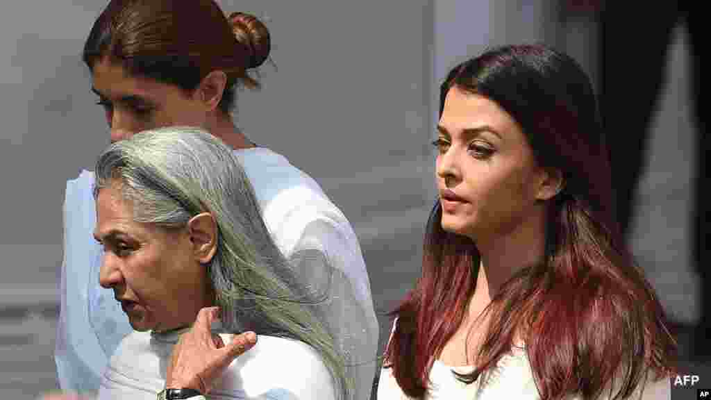 Jaruman Bollywood sun fara makokin mutuwar 'yar wasa Sridevi a Mumbai