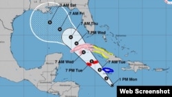 Esta imagen proporcionada por el Centro Nacional de Huracanes de Miami, EEUU, muestra la trayectoria que se espera recorra la tormenta tropical Rafael, la número 18 de la temporada, a su paso por el Caribe occidental.
