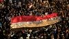 Los manifestantes se reúnen en la plaza Tahrir en El Cairo el 23 de noviembre de 2012, en uno de los momentos definitorios y más emblemáticos de la Primavera Árabe que comenzó en 2010.