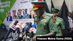 Janar Tukur Buratai 