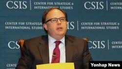 시드니 사일러 미국 백악관 국가안보회의(NSC) 한반도 담당 보좌관이 지난달 21일 워싱턴 DC 전략국제문제연구소(CSIS)에서 열린 한·미 관계 토론회에서 발언하고 있다. (자료 사진)