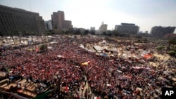 Dubban masu zanga-zangar kin Shugaba Muhammad Morsi na Masar kenan a Dandalin Tahrir da ke birnin Alkhahira