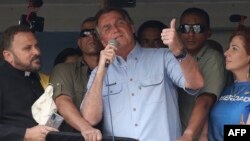 El presidente brasileño, Jair Bolsonaro, pronuncia un discurso durante una manifestación en su apoyo en Sao Paulo, Brasil, el 7 de septiembre de 2021, en el Día de la Independencia de Brasil.