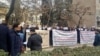 تجمع اعتراضی صدها کارگر ارکان‌ ثالث نفت در مقابل دفتر پزشکیان