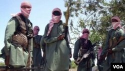Para anggota kelompok militan Somalia, Al-Shabab, di Mogadishu.