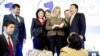 Clinton Melawat ke Mongolia