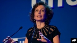 La directora general de la UNESCO, Audrey Azoulay, concedió entrevista a la Agencia France Press durante la Conferencia Global por el Día Mundial de la Libertad de Prensa, que se desarrolla en Punta de Este, Uruguay. (Foto VOA / Archivo)
